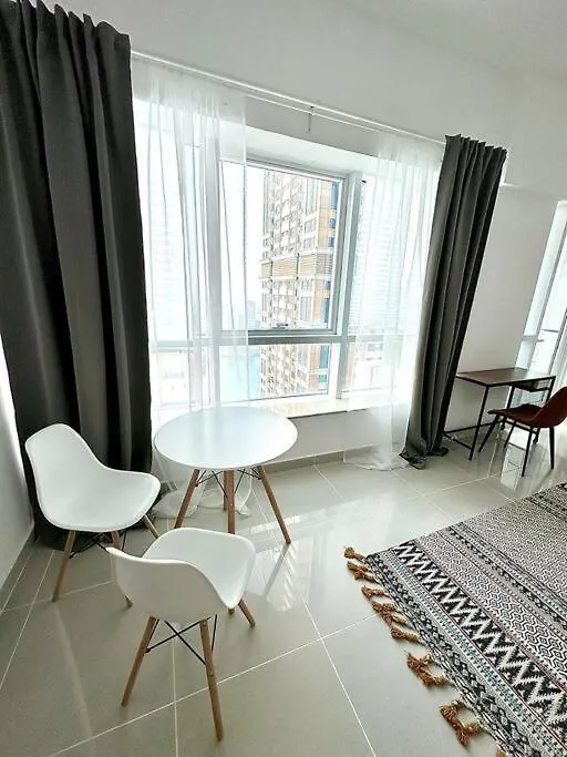 Apartment Bed Space In Dubai Marina Hostel